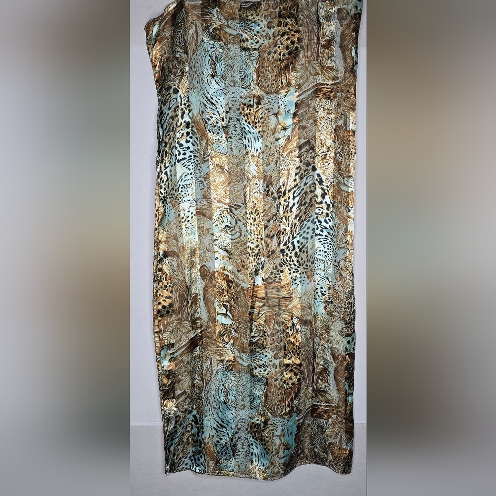 Gorgeous Trendy Animal Print Lion Tigers & Cheetah Neutrals Scarf 44 x 43